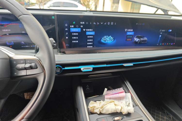 Used Ford Edge 2023 Ford Explorer L 2.0T EcoBoost Two-Wheel Drive 7-Seater Luxury Model