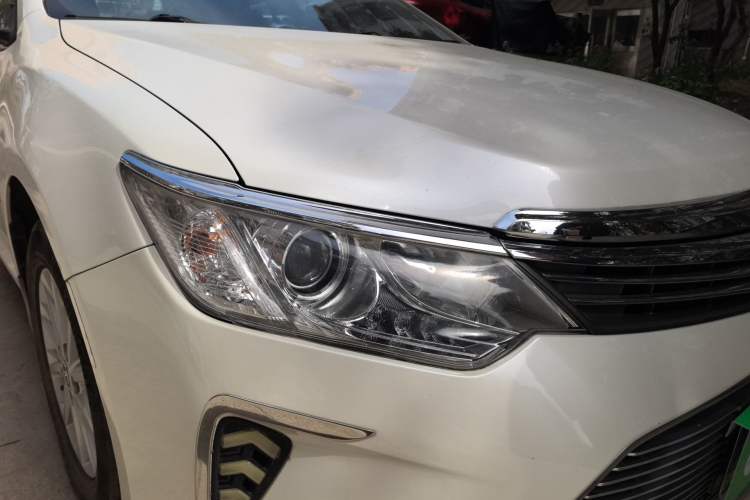 Used Toyota Camry 2015 2.0G Premier Edition Right Front Headlight