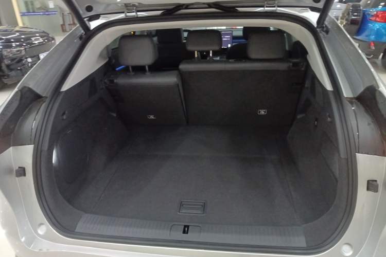 Used XPeng G6 2025 625 Long-Range Max Flagship Edition