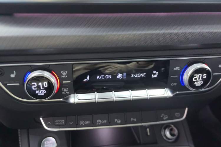 Used Audi Q5L Sportback 2024 40 TFSI Luxury Edition
