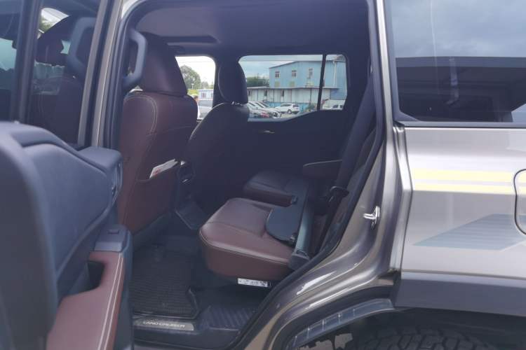 Used Toyota Prado 2024 2.4T Wilderness WX Edition 6 Seats
