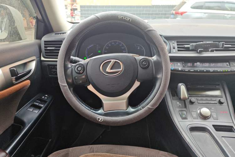 Used Lexus CT 2017 CT200h Elite Edition Solid Color China V Standard Steering Wheel