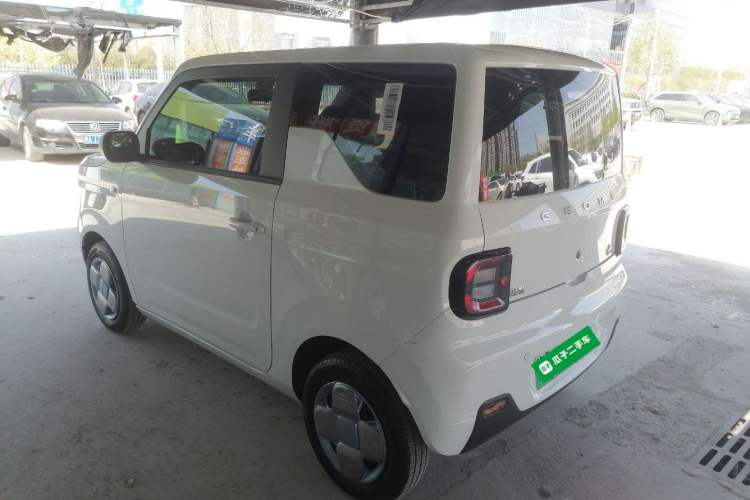 Used Geely Galaxy Panda 2024 Panda Mini 200km Endurance Bear