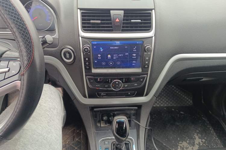 Used Geely Auto Emgrand 2016 Sedan 1.3T CVT Prestige Model