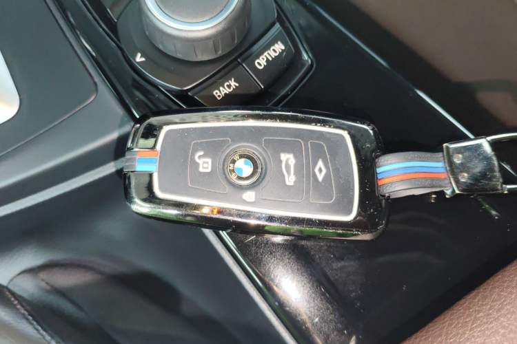 Used BMW 3 Series 2018 320Li Fashion Model
