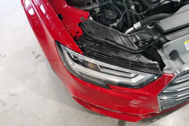 Used Audi A3 2020 Limousine 35 TFSI Sporty Version China VI Right Front Headlight