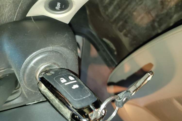 Used Buick GT 2016 15N Automatic Elite Edition Vehicle Key