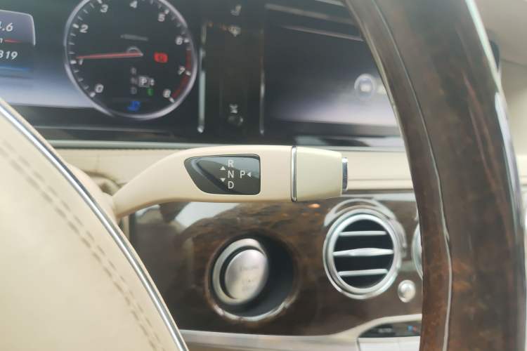 Used Mercedes-Benz S-Class 2014 S 320 L Business Model