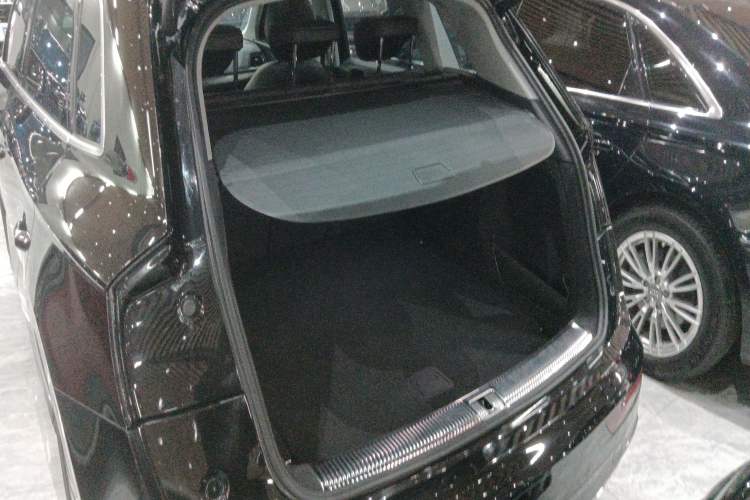 Used Audi Q5L 2020 40 TFSI Prestige Fashion Edition Trunk