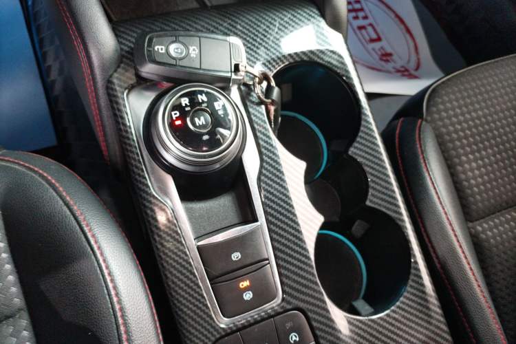 Used Ford Focus 2021 Hatchback EcoBoost 180 Automatic ST Line Gear Lever