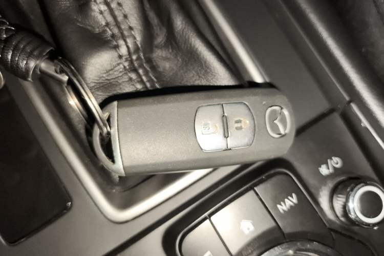 Used Mazda CX-4 2016 2.0L Automatic 2WD Blue Sky Dynamic Edition
