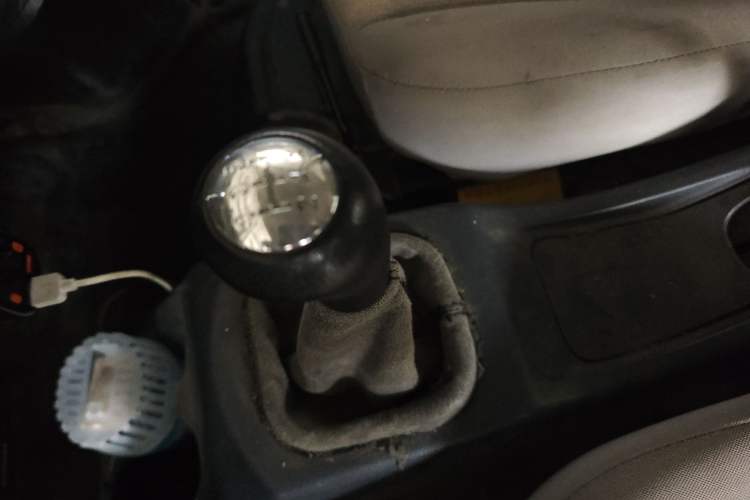 Used Jinbei Hiace X30 2018 1.5L Comfort Model DLCG14 Gear Lever