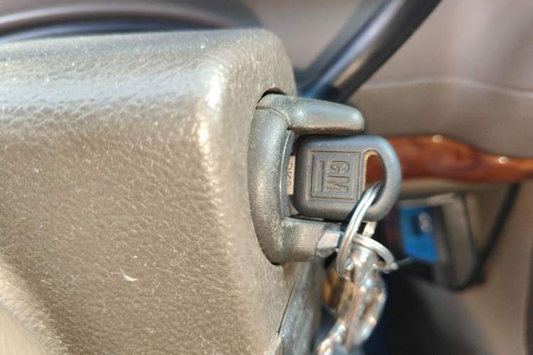 Used Buick GL8 2014 2.4L Classic Edition