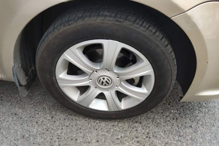 Used Volkswagen Lavida 2011 1.6L Automatic Premium Edition