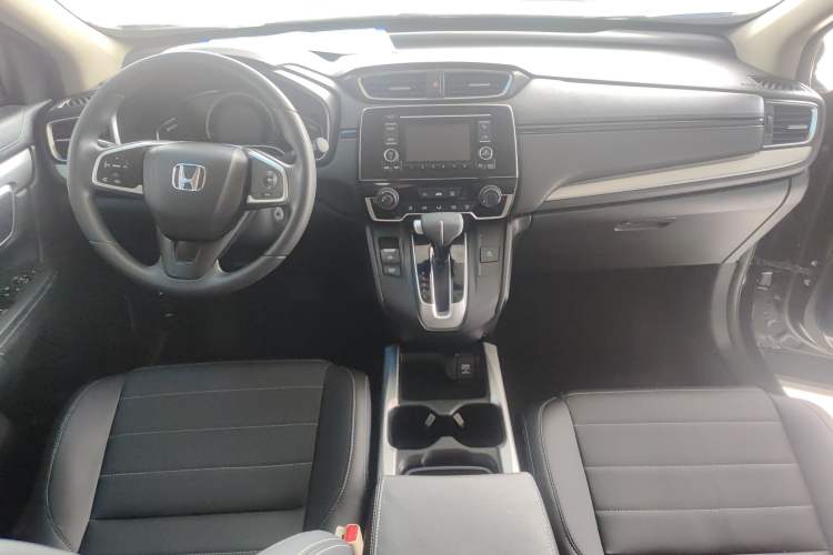 Used Honda CR-V 2017 240TURBO CVT 2WD Comfort Version Center Console