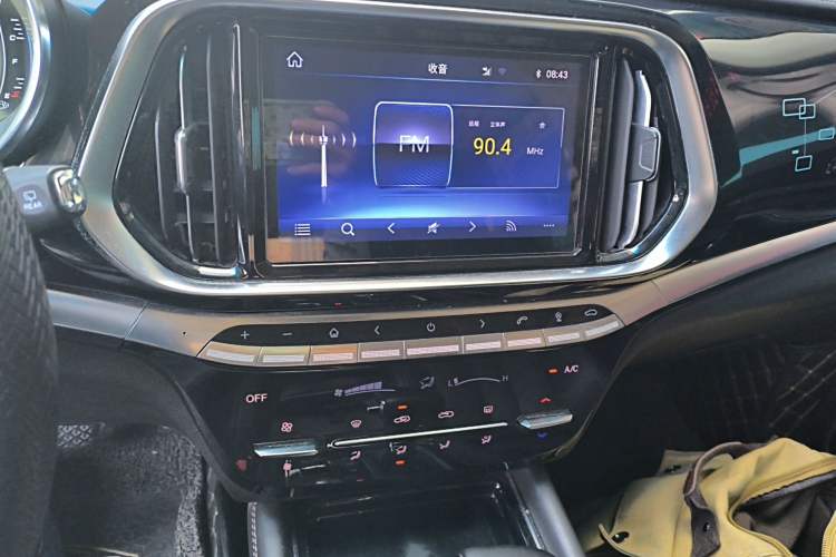 Used JETOUR X90 2019 1.6T DCT Luxury Travel Edition 6 Seats China VI Standard Audio And AC Panel