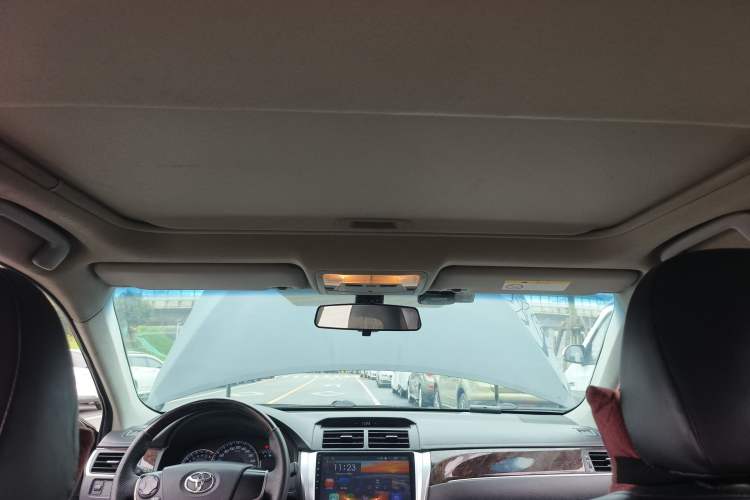 Used Toyota Camry 2016 2.0G 10th Anniversary Leading Edition
