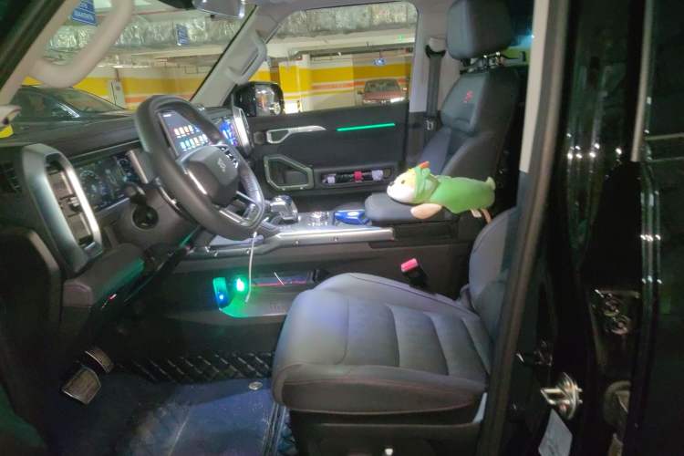 Used JETOUR Traveler 2023 2.0T All-Wheel-Drive CrossPRO