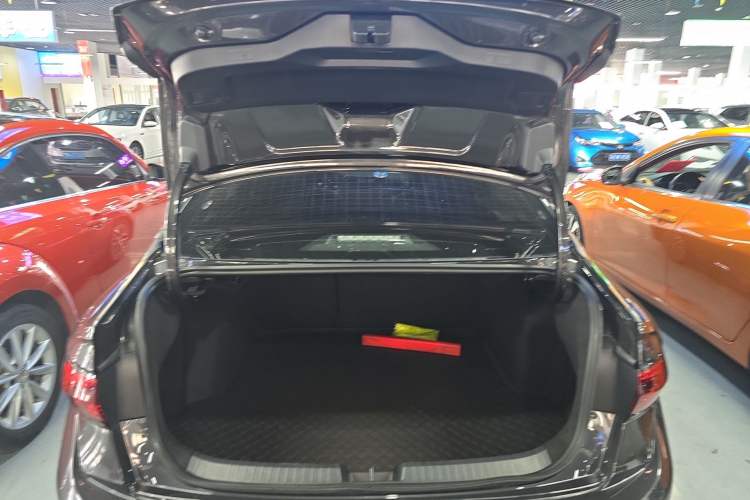 Used Volkswagen Sagitar 2025 200TSI DSG Flyover Edition Trunk