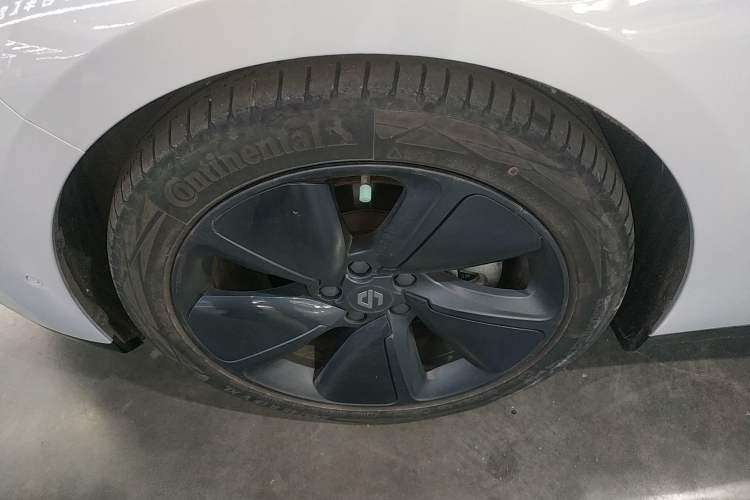 Used Leapmotor C01 2022 Four-Wheel Drive Dual-Motor Performance Version
