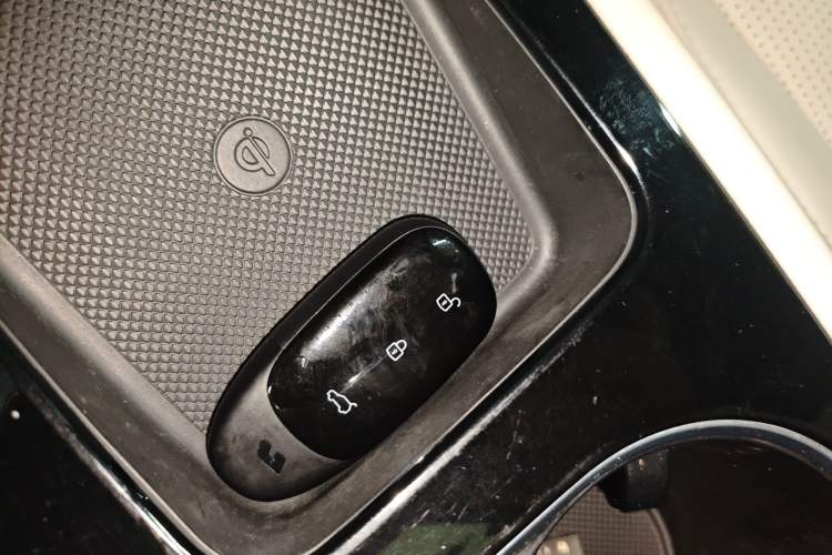 Used Li Auto ONE 2021 Extended-Range 6-Seater Version Interior 1