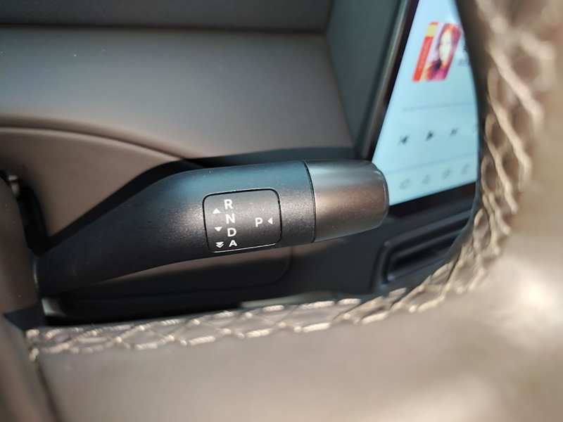 Used Li Auto MEGA 2024 Ultra Model — 13