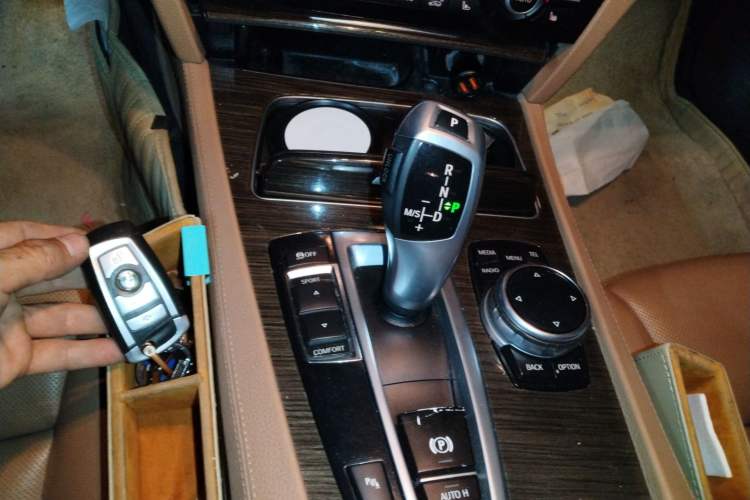 Used BMW 7 Series 2013 740Li Leading Model
