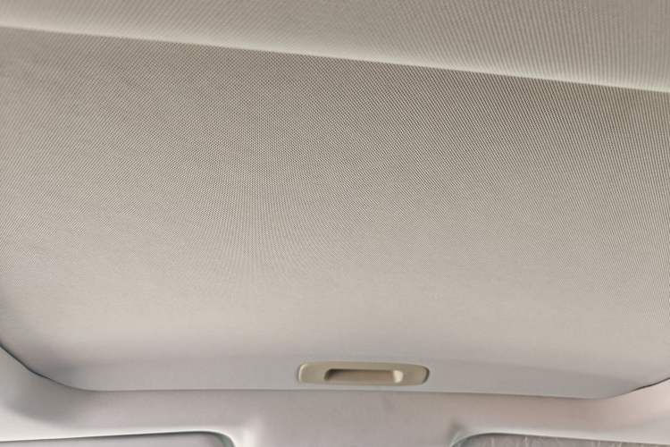 Used Geely Auto Vision X6 2019 1.4T CVT 4G Connected Luxury Version China VI Standard