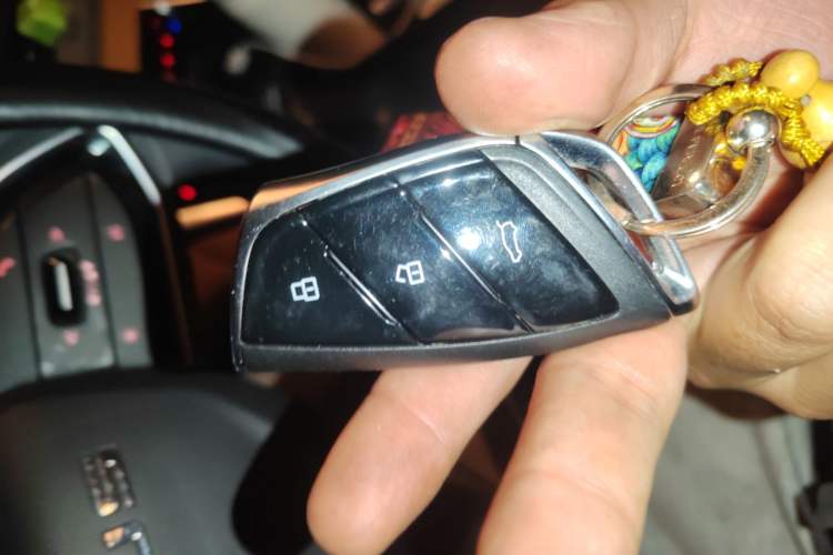 Used SAIC MAXUS G50 PHEV 2025 Leading Edition