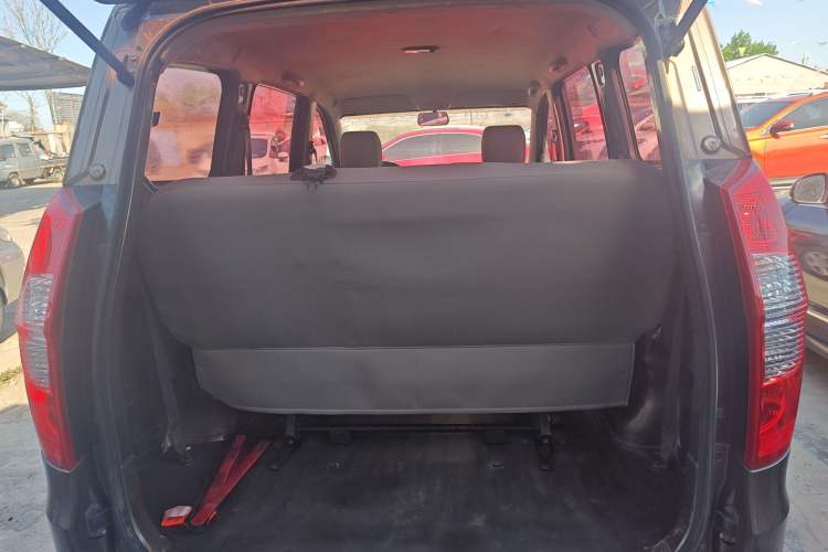 Used Wuling Hongguang 2015 1.5L S Basic Version China V Standard Trunk