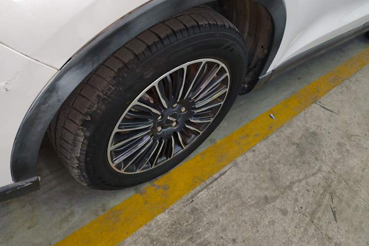 Used Sinotruk VGV U70 2020 1.5T Automatic Smart Luxury 7-Seater Exterior 4