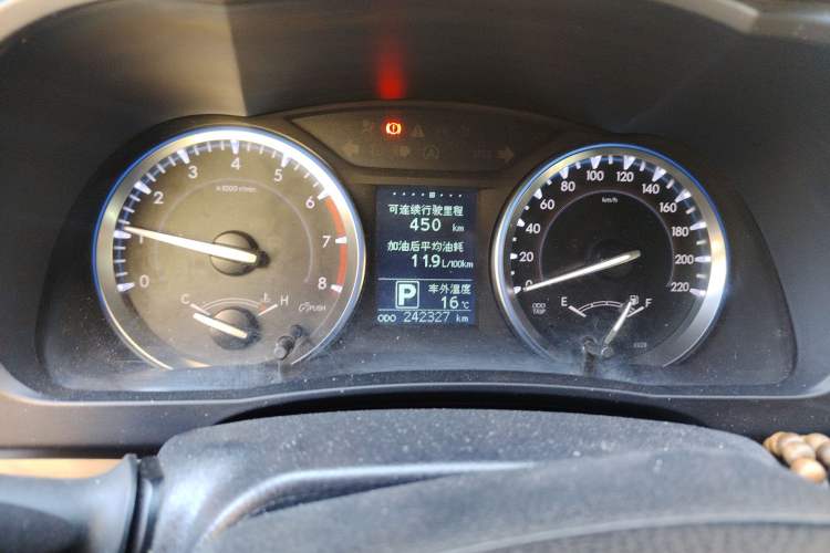 Used Toyota Highlander 2015 2.0T Four-Wheel Drive Luxury Edition 7-Seater Instrument Cluster