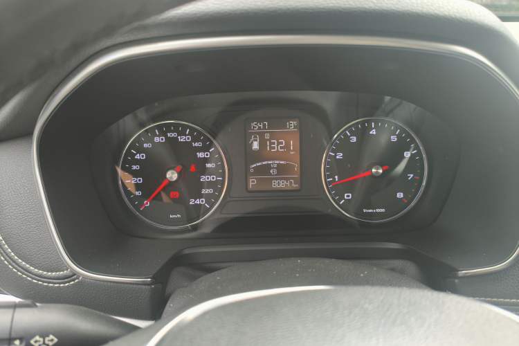 Used Roewe RX5 2018 20T Two-Wheel Drive Automatic Internet Smart Edition