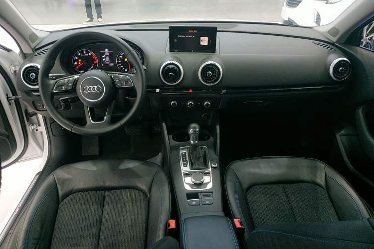 Used Audi A3 2020 Limousine 35 TFSI Fashion Edition China VI Emission Standard
