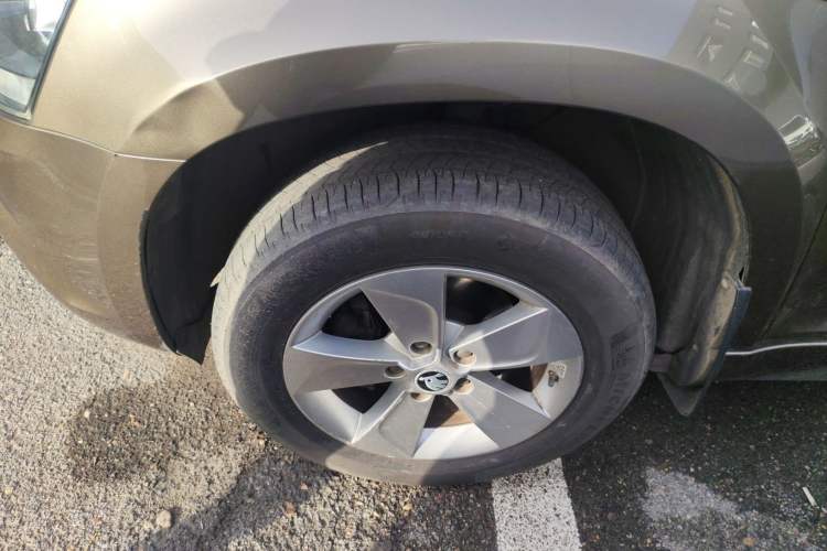 Used Skoda Yeti 2017 TSI280 DSG Car Enjoy Brothers Edition