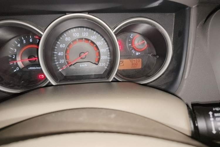 Used Nissan Sylphy 2012 Classic 1.6XE Automatic Comfort Edition Odometer Close Up