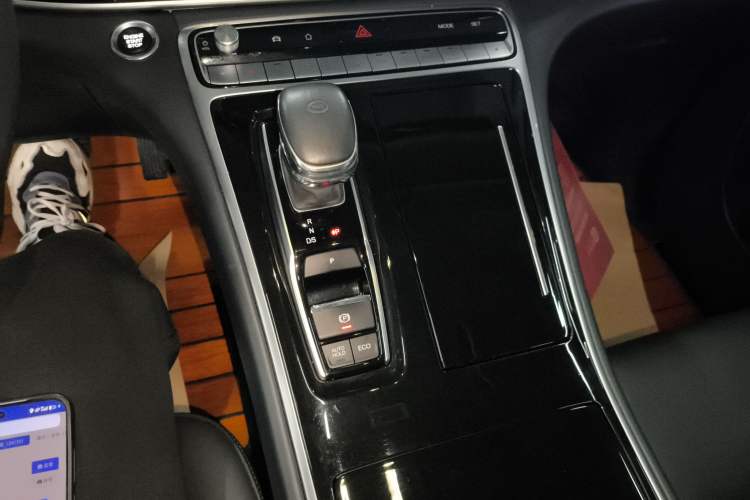 Used GAC Trumpchi M8 2023 Lingxiu Series 390T Luxury Edition Gear Lever