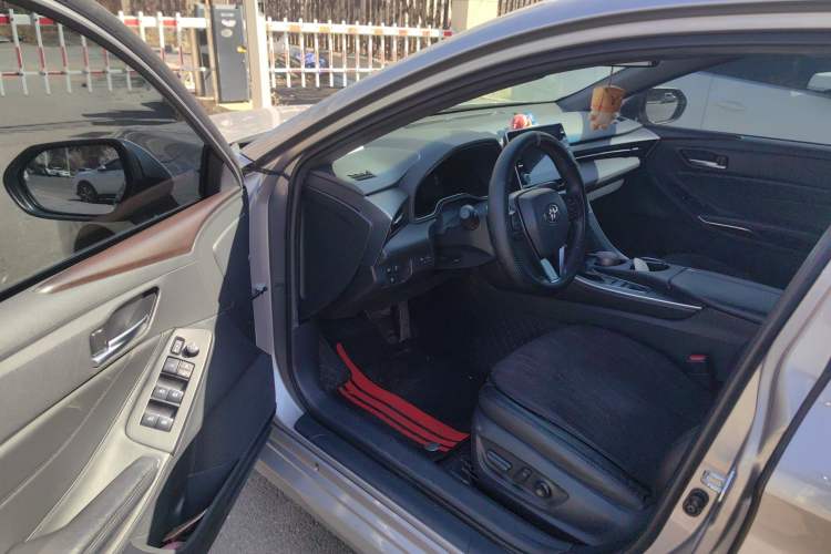 Used Toyota Avalon 2021 2.5L Luxury Edition Driver Seat