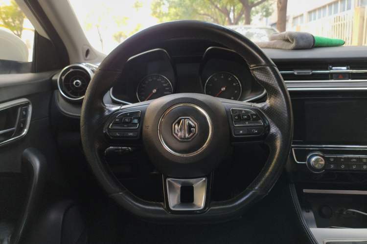Used MG 6 2017 20T Manual Luxury Smart Connect Version China V Standard
