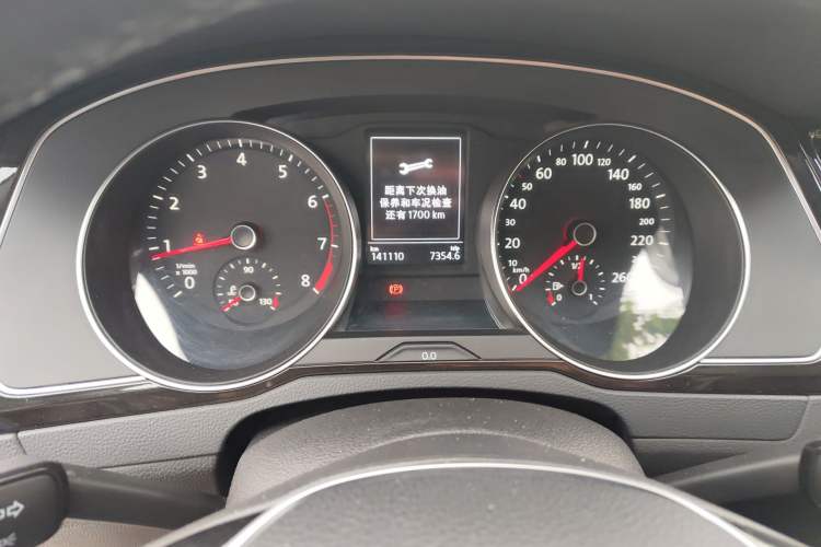 Used Volkswagen Magotan 2018 330TSI DSG Luxury Model Instrument Cluster