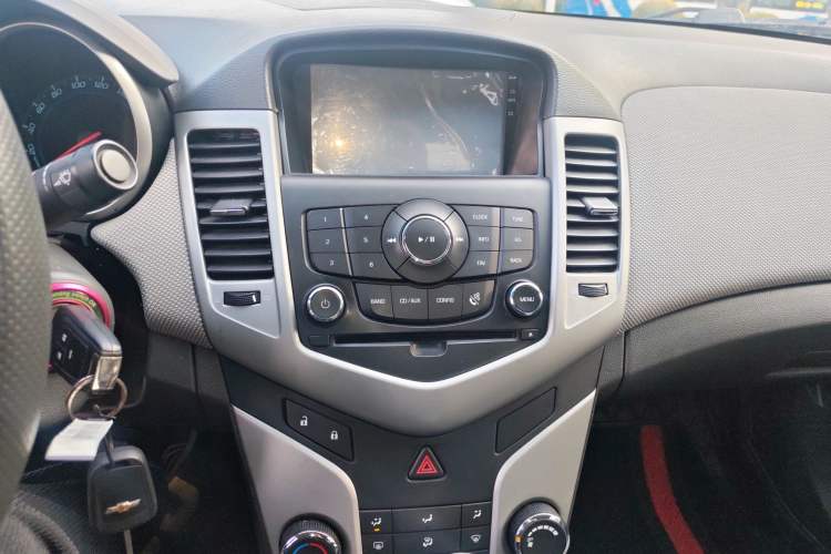 Used Chevrolet Cruze 2013 1.8L SE AT