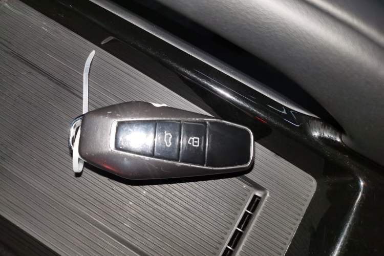 Used iCAR 03 2024 472km Four-Wheel Drive Long-Range Intelligent Advanced Version