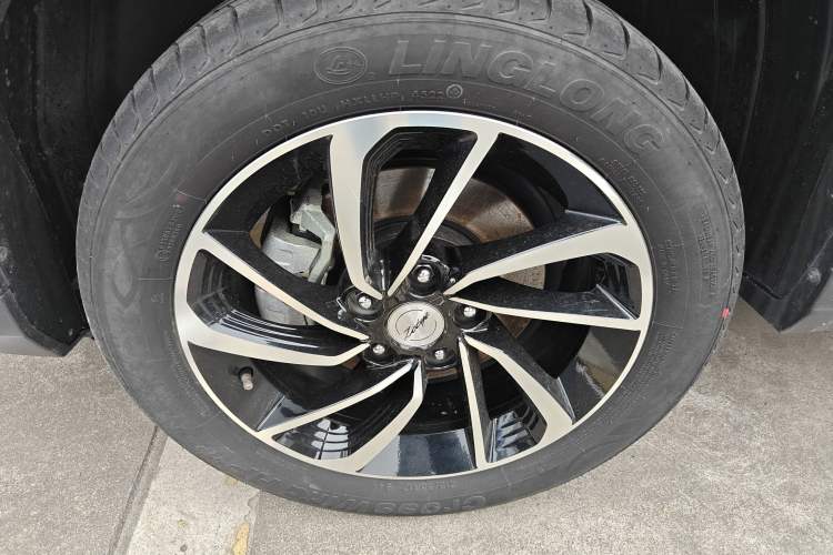 Used Zotye T300 2023 T300L 1.5L Manual Standard Edition