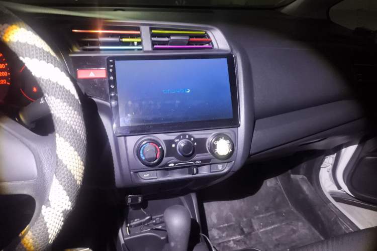 Used Honda Fit 2014 1.5L LX CVT Comfort Model Audio And AC Panel