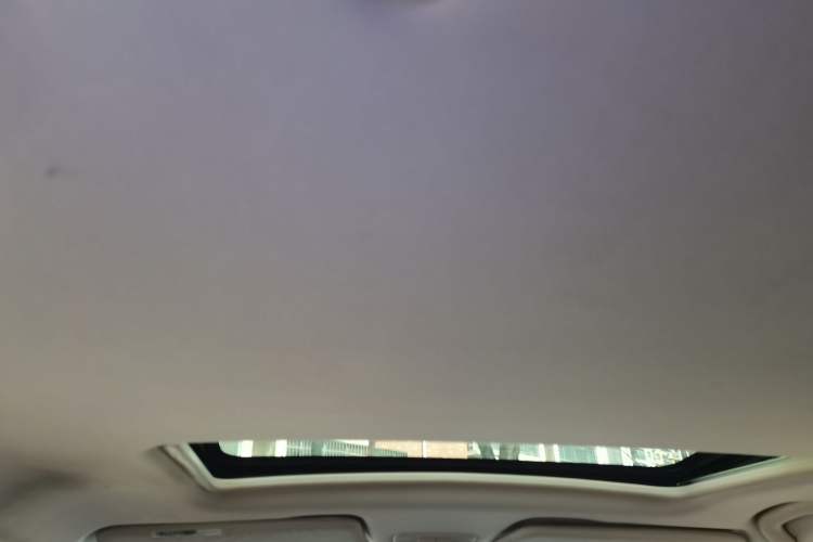 Used Baojun 560 2015 1.8L manual luxury version