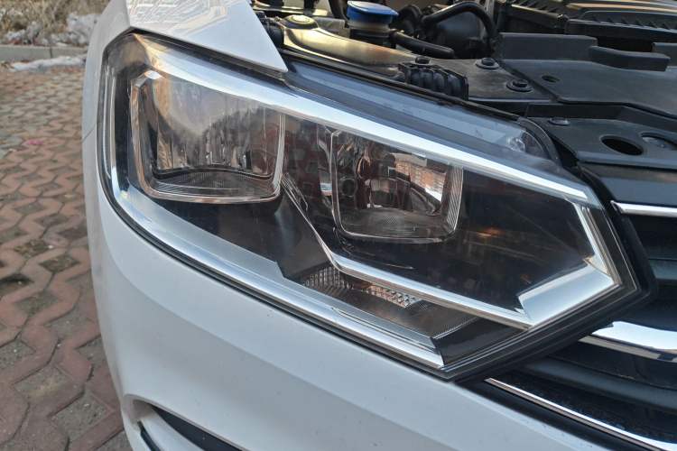 Used Volkswagen Bora 2016 1.6L Manual Fashion Edition
