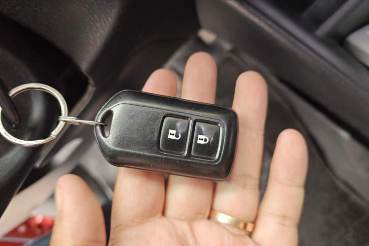 Used Toyota YARiS L Zhi Xuan 2020 X-Trail X 1.5L CVT Leading Edition