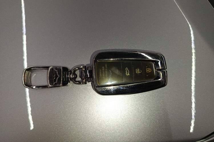 Used Toyota Camry 2021 2.0G Luxury Edition Vehicle Key