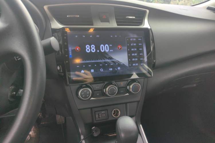 Used Nissan Sylphy 2021 Classic 1.6XE CVT Comfort Edition Audio And AC Panel