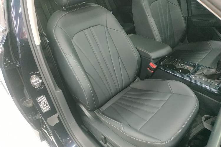 Used Volkswagen Passat 2025 Outstanding Model 380TSI Starry Dragon Edition Right Front Seat